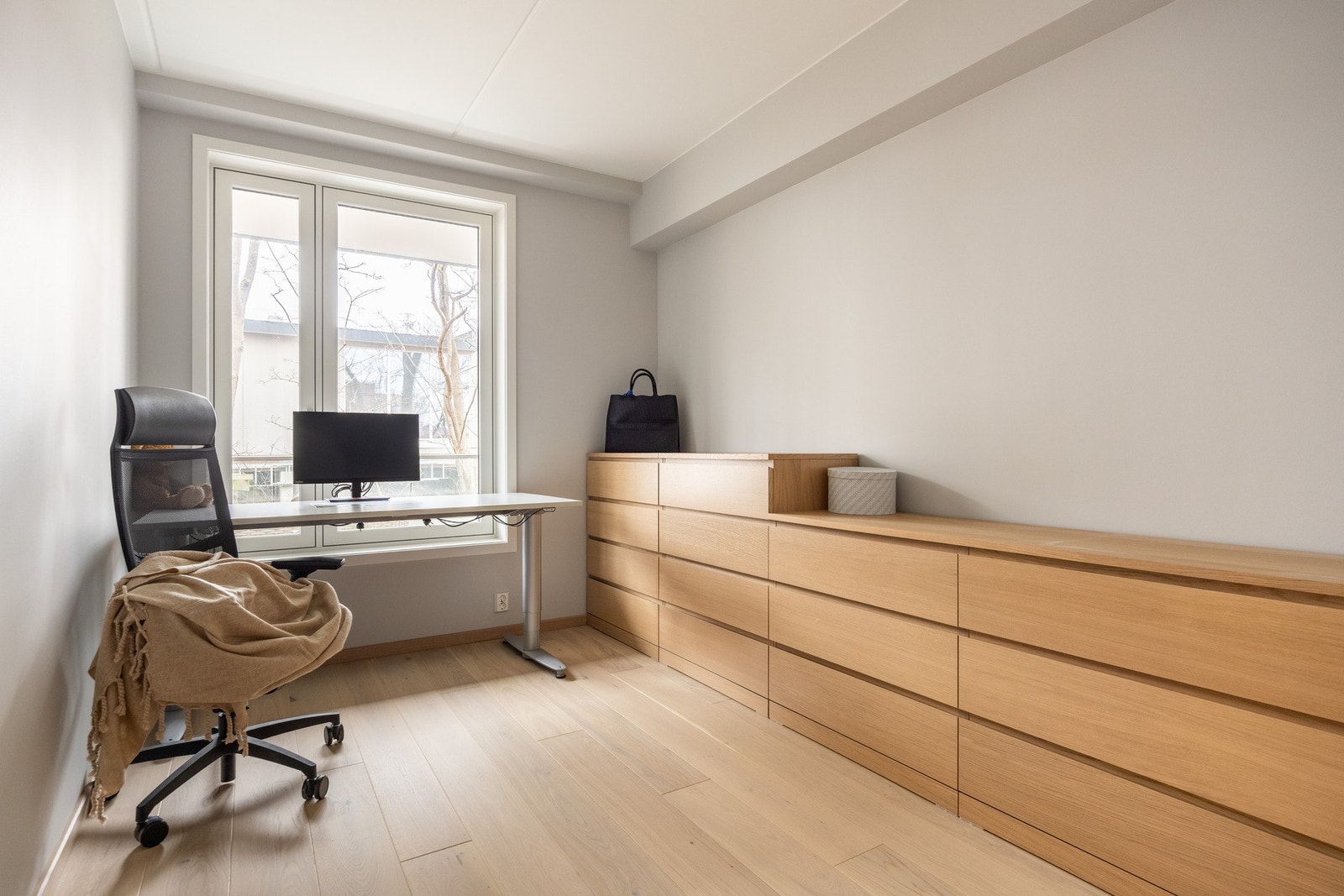 Det andre soverommet er også av fin størrelse og er et perfekt barnerom, gjesterom eller kontor. Galleribilde
