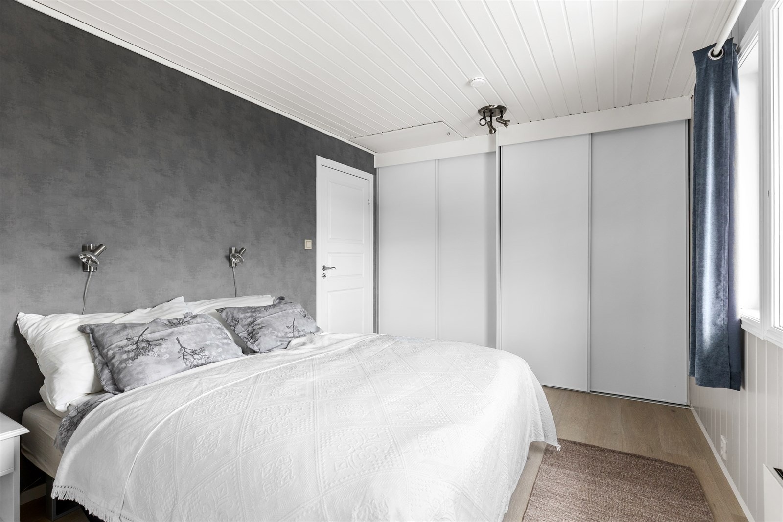 Herfra har du også egen adkomst til verandaen. Galleribilde