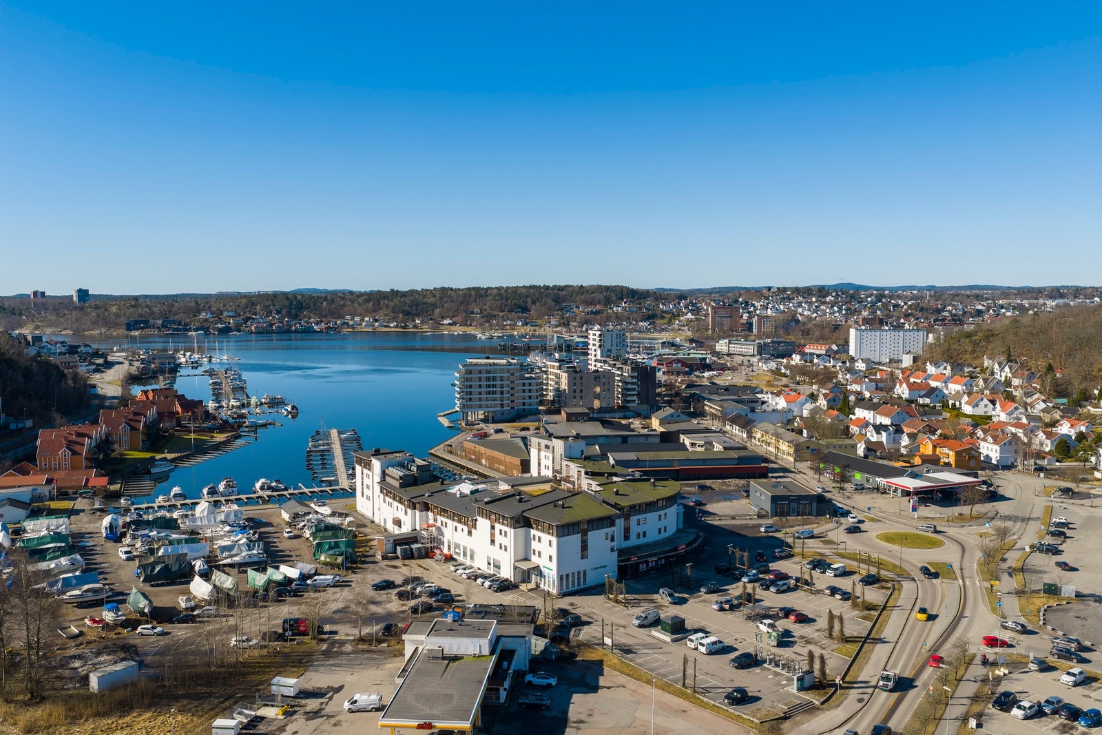 Sykkelavstand til Sandefjord sentrum og alt du trenger av sentrumsfasiliteter Galleribilde