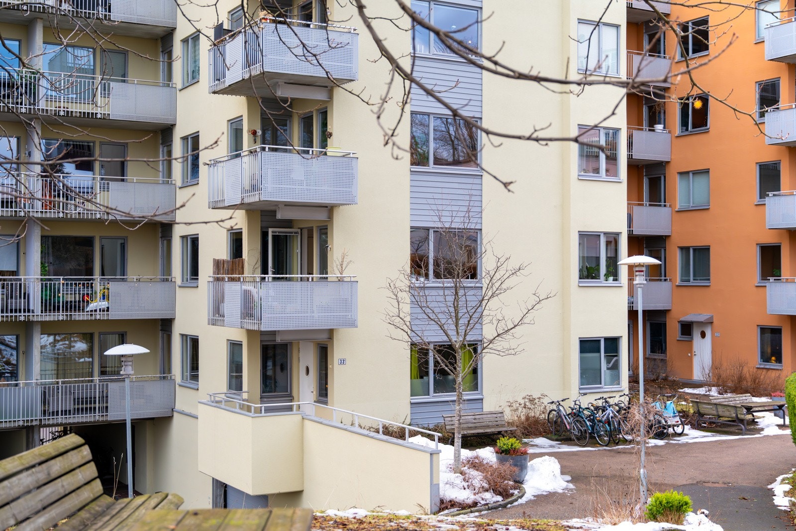 Leiligheten disponerer en kjellerbod på ca. 5m² og en innvendig bod på 2m². Galleribilde