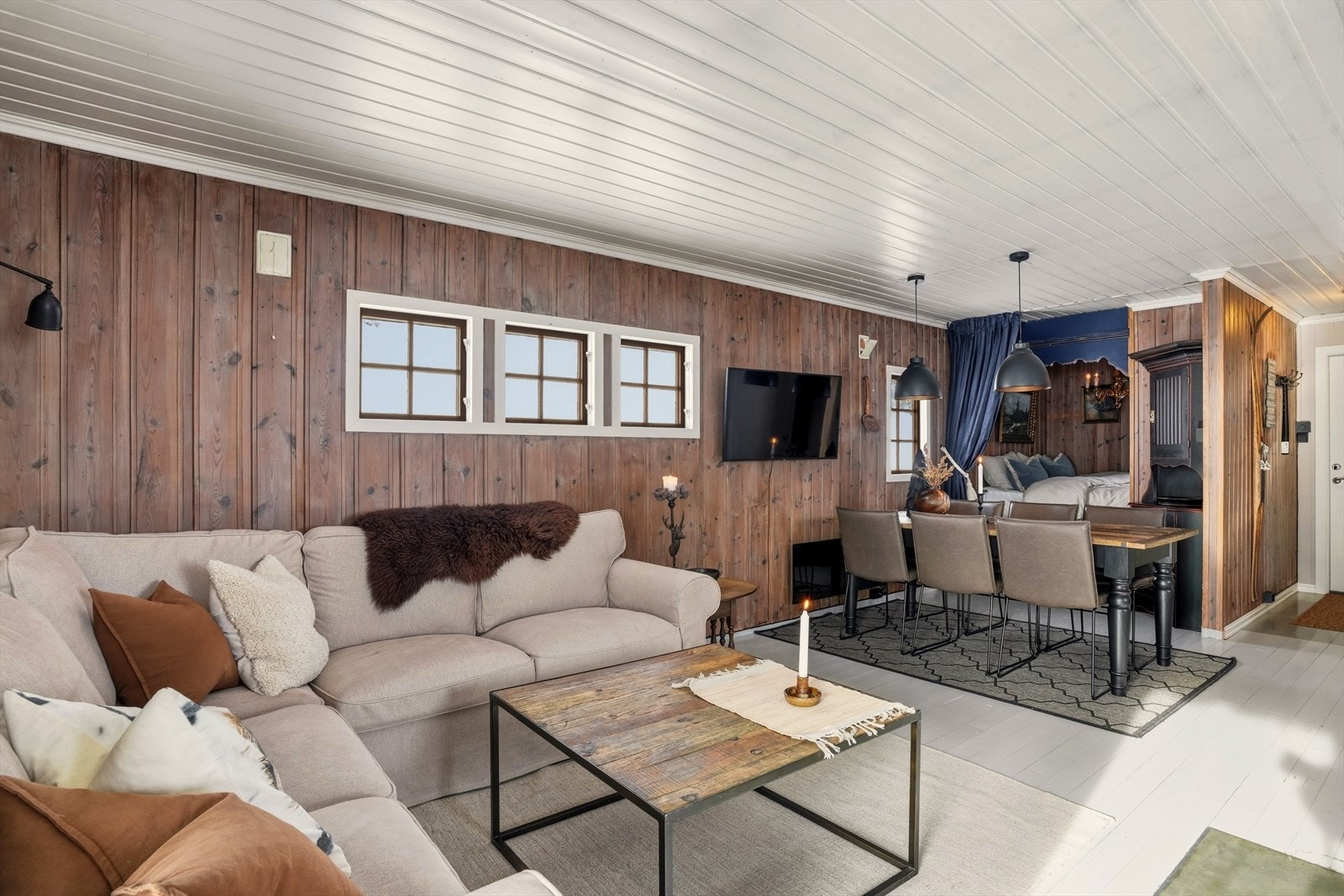 Koselig sovealkove i bakkant av spisestuen. Galleribilde