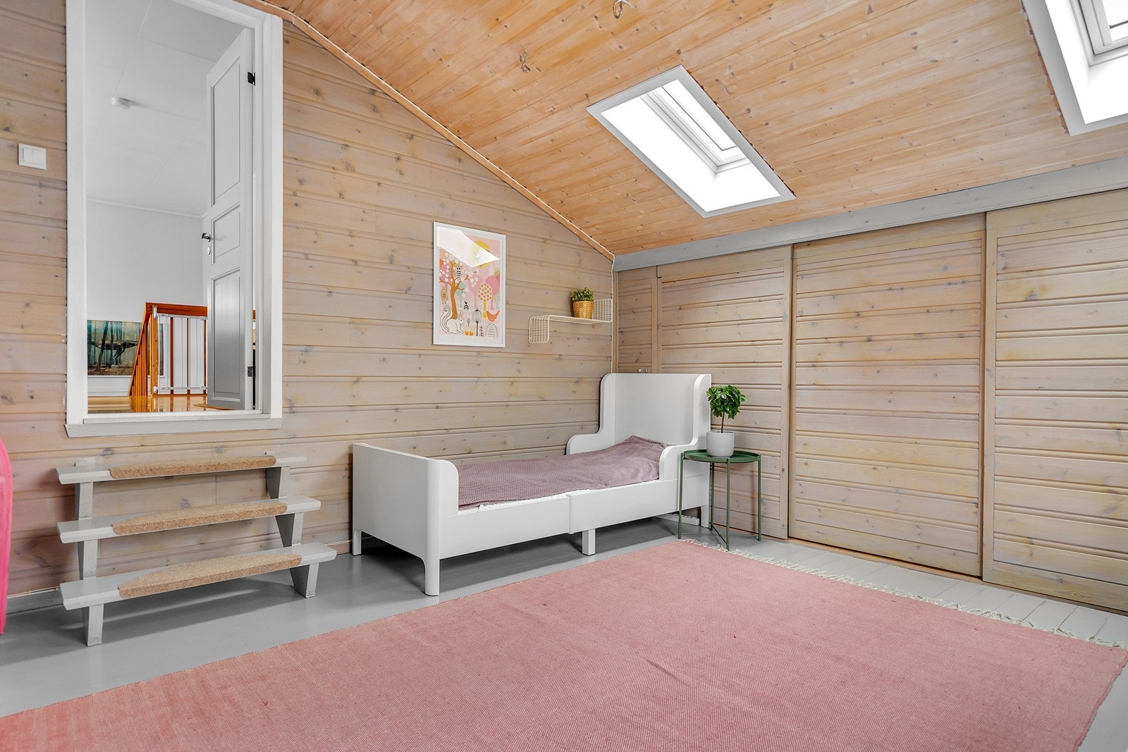 Innredet rom er i dag benyttet som et soverom. (Ikke godkjent for varig opphold) Galleribilde