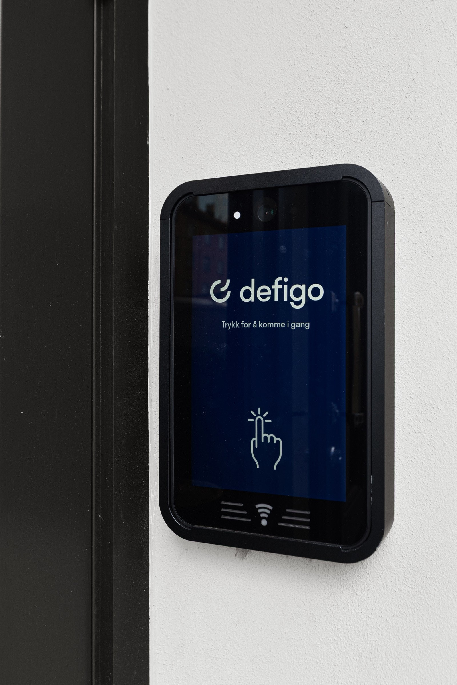 Bygget er utstyrt med Defigo-system som gir digital adgangsstyring via kodebrikke og app Galleribilde