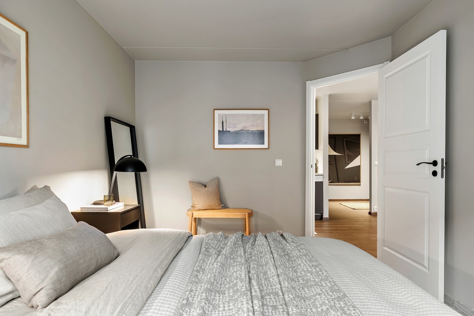 God plass til garderobeløsninger. Galleribilde