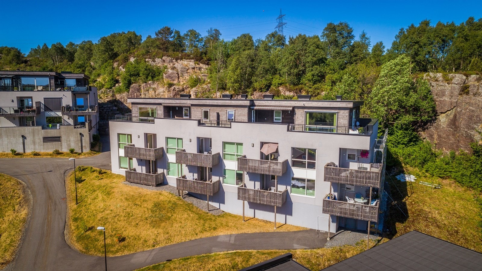 - Leiligheten går over halve toppetasjen! - Galleribilde