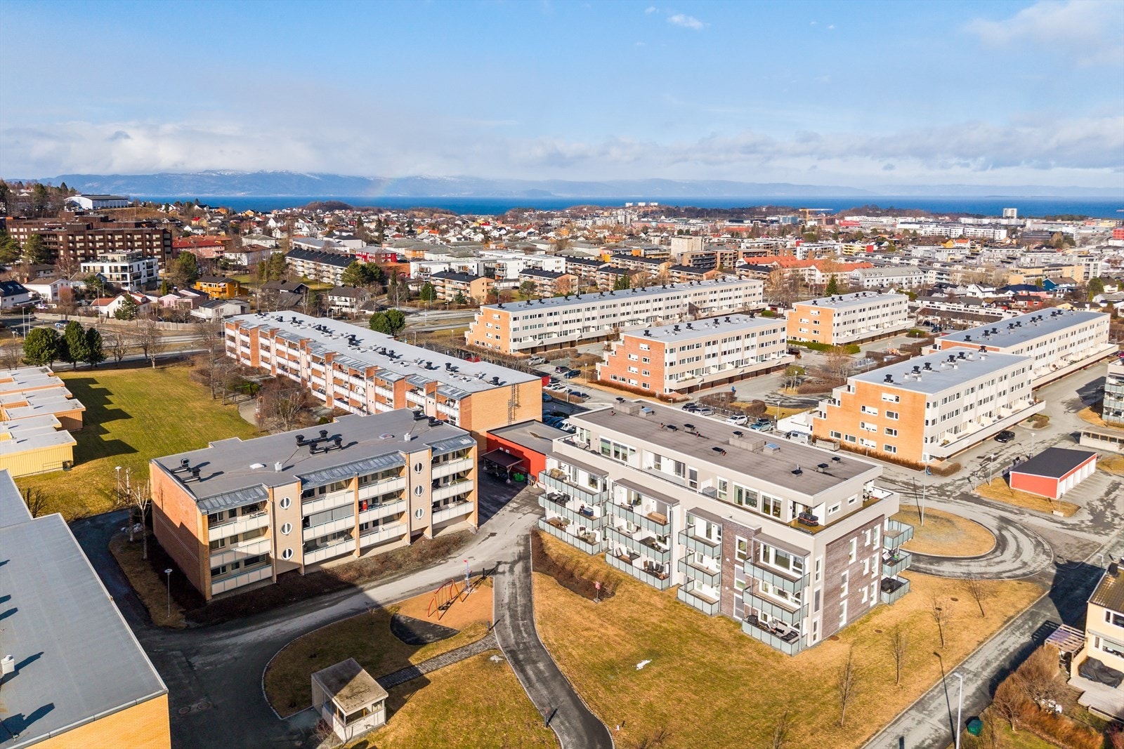 Har du spørsmål til boligen, eller ønsker privat visningsavtale? Ta kontakt med megler Olaf E. Rønning på tlf. 478 69 306. Vel møtt! Galleribilde