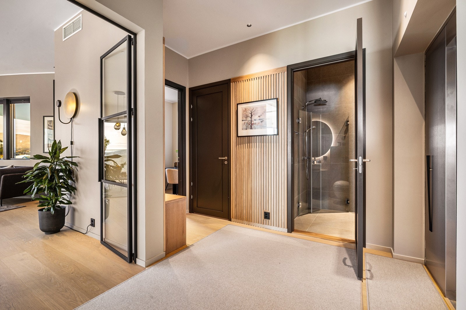 - Boligen har også stilfull designbelysning - Galleribilde