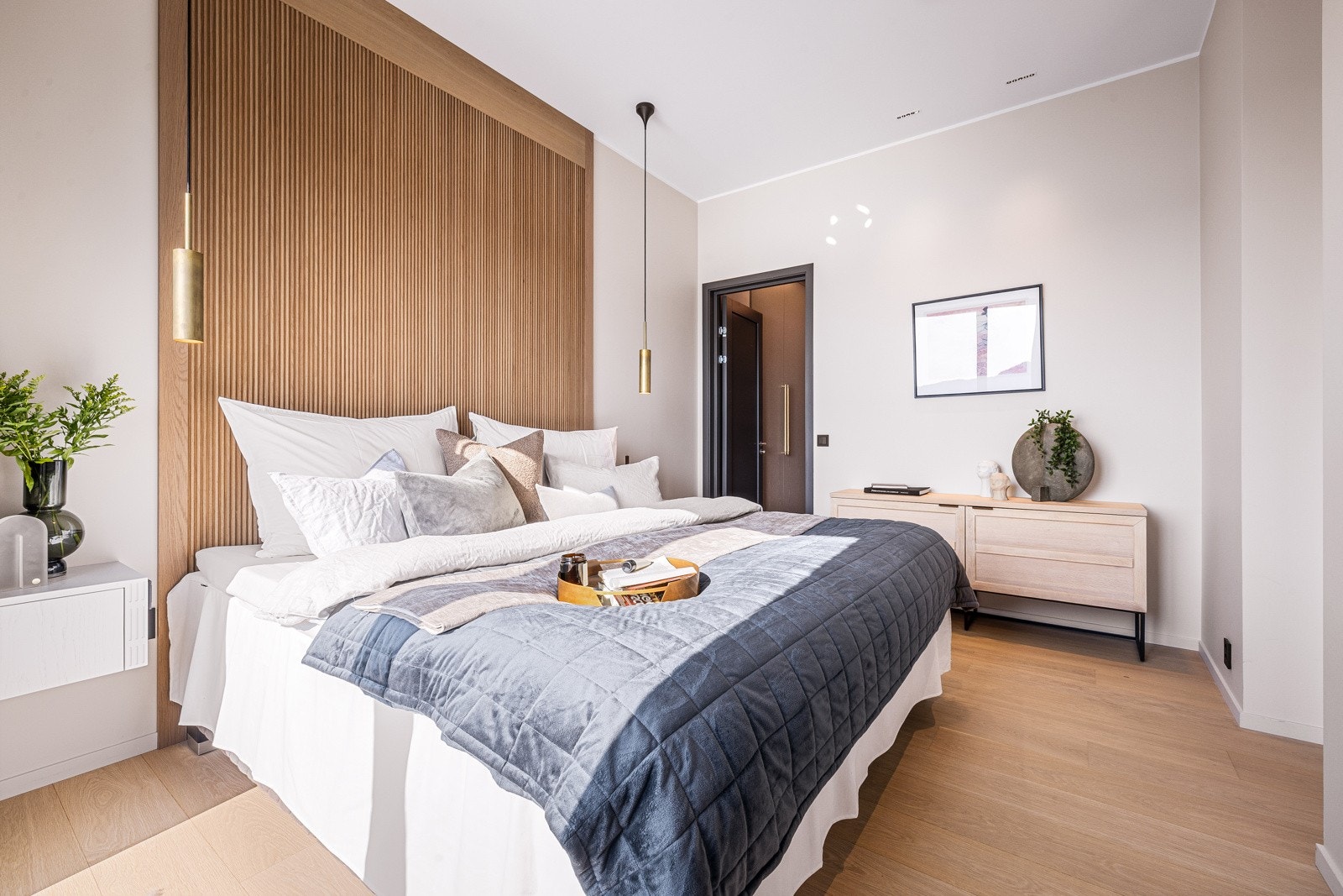 - Hovedsoverommet er svært romslig på 13,8 kvm - Galleribilde