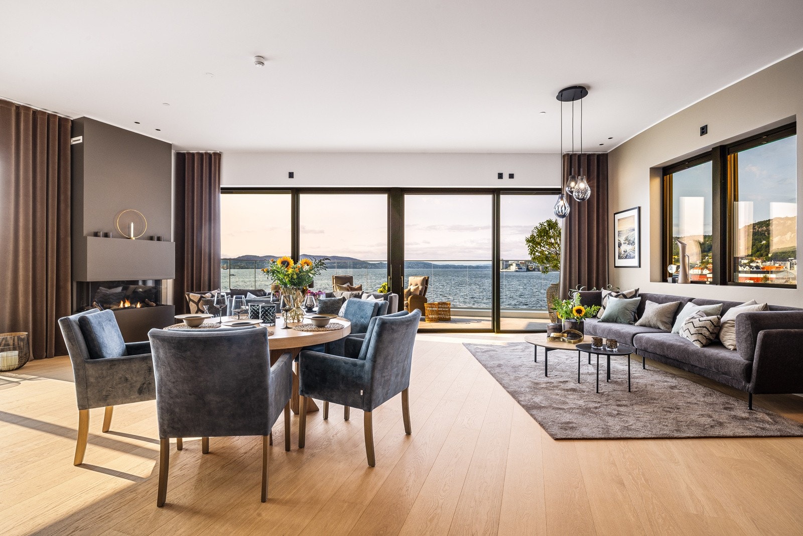 - Leiligheten ble oppført i 2021 og fremstår som svært moderne med gjennomgående høy standard - Galleribilde