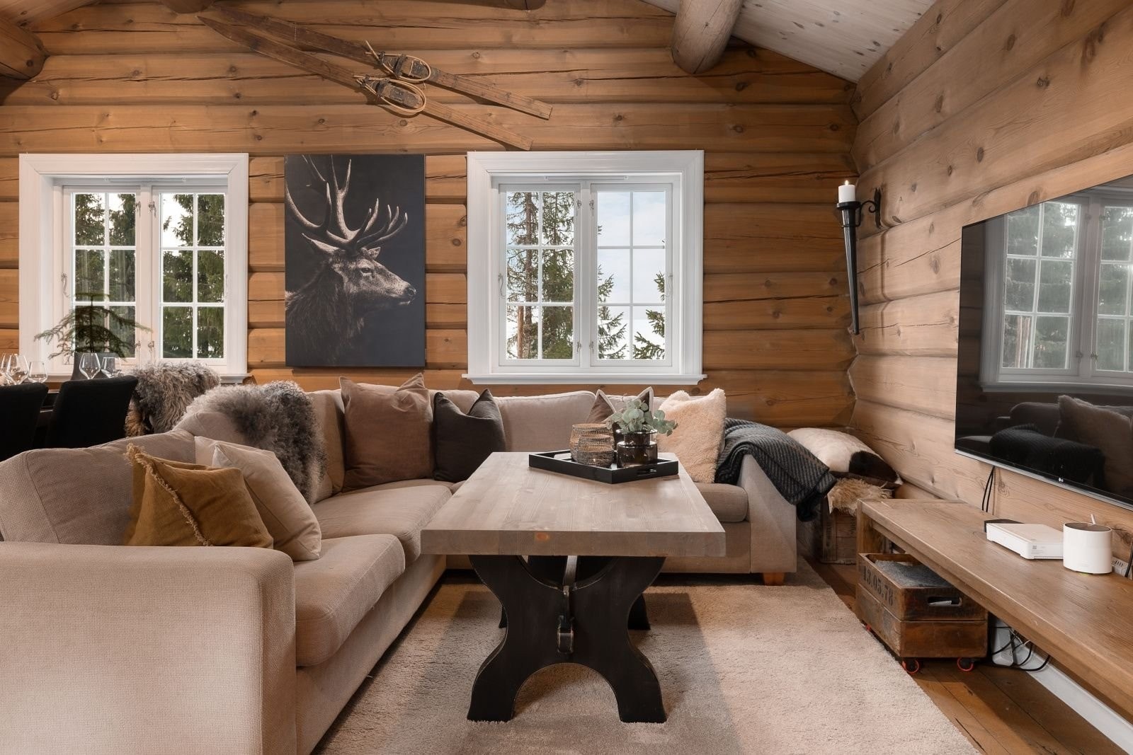 God plass til hele familien foran TV´n. Galleribilde