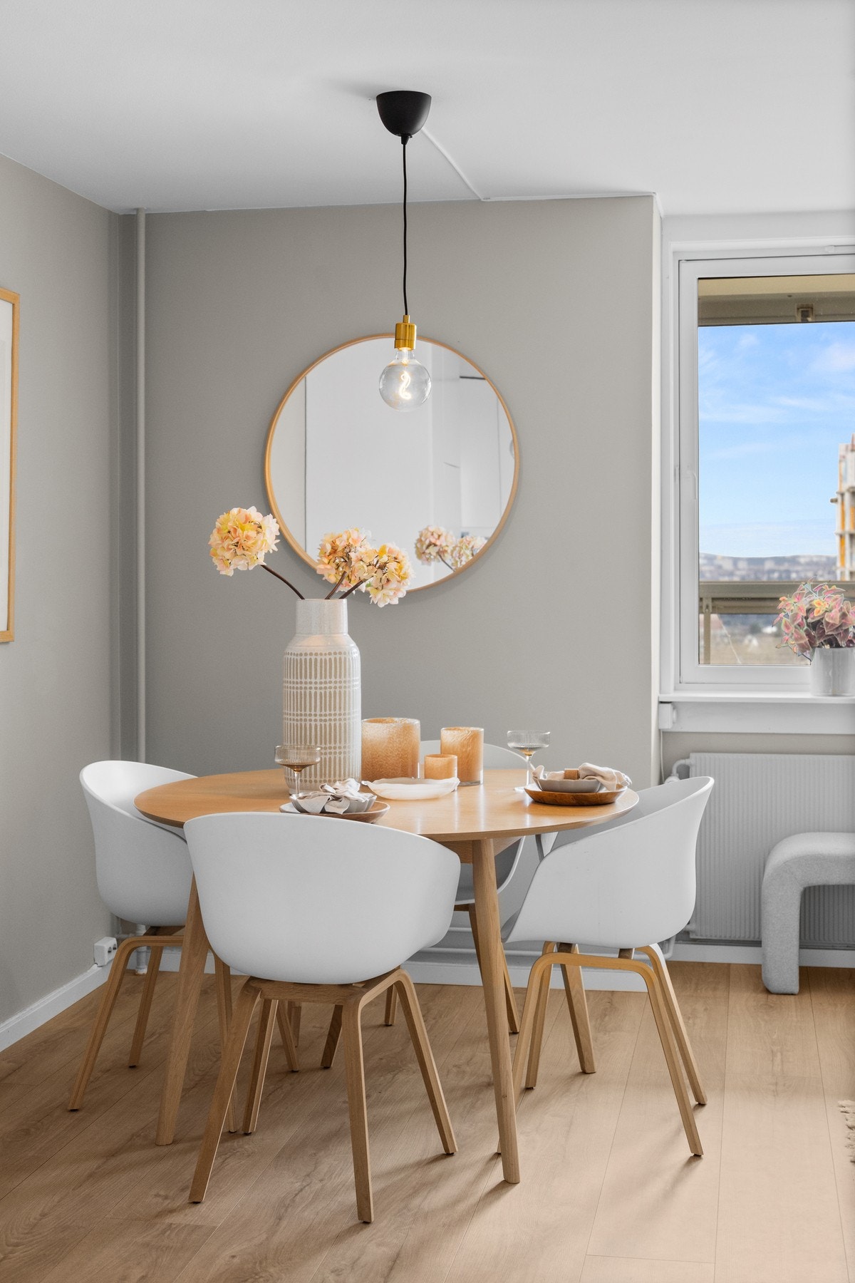 Visste du? Like i nærheten kan du hente take away pizza fra bydelens beste pizza-sjappe "En til pizza" Galleribilde