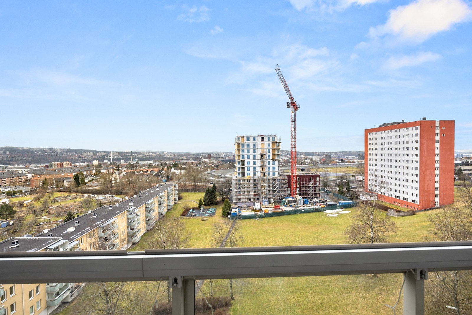 Ved Bjerkebanen bygges det en boligblokk "Bjerke Pilar" på 12 etasjer Galleribilde