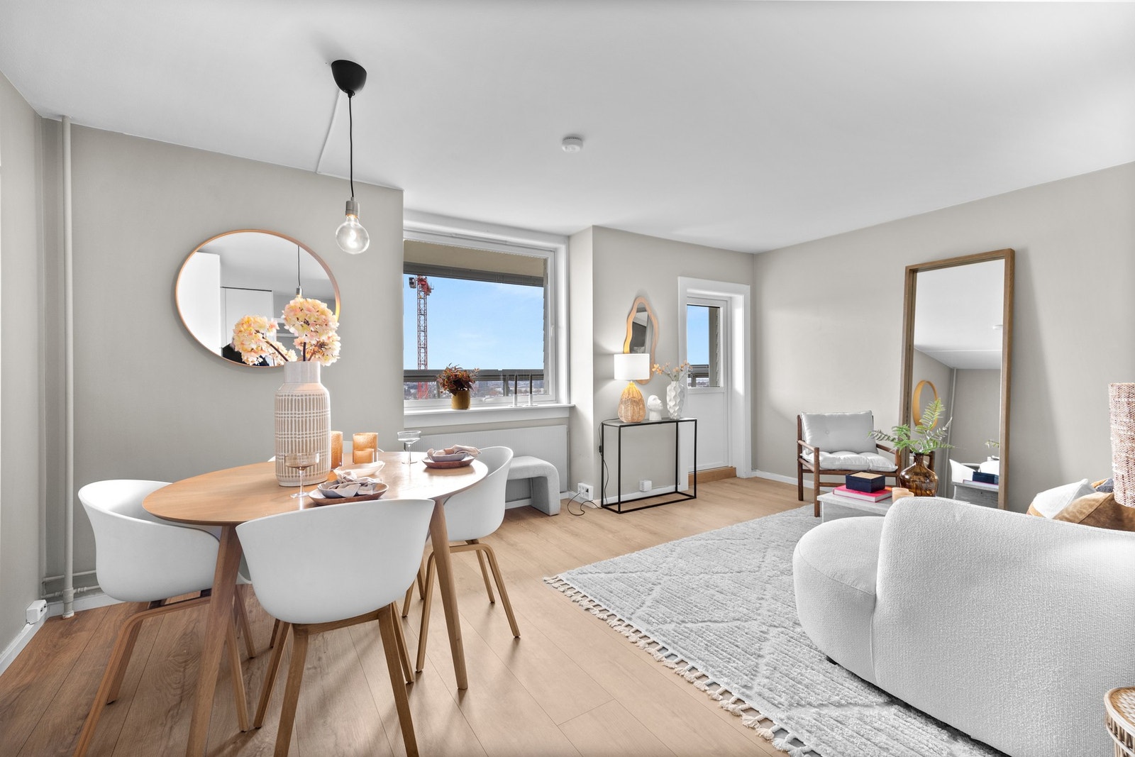 PrivatMegleren Primera presenterer Refstadsvingen 7 - En utsiktsleilighet på Bjerke som er innflytningsklar! Foto: OhShots Galleribilde