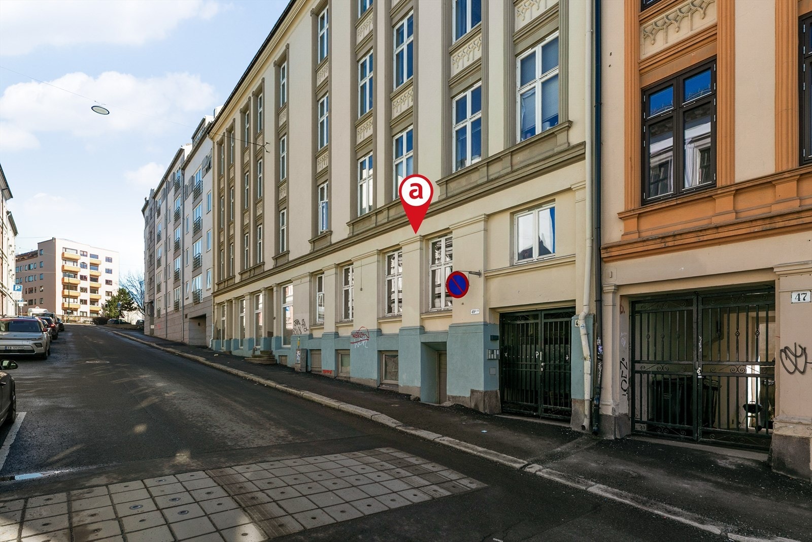 I gaten er det beboerparkering. Galleribilde