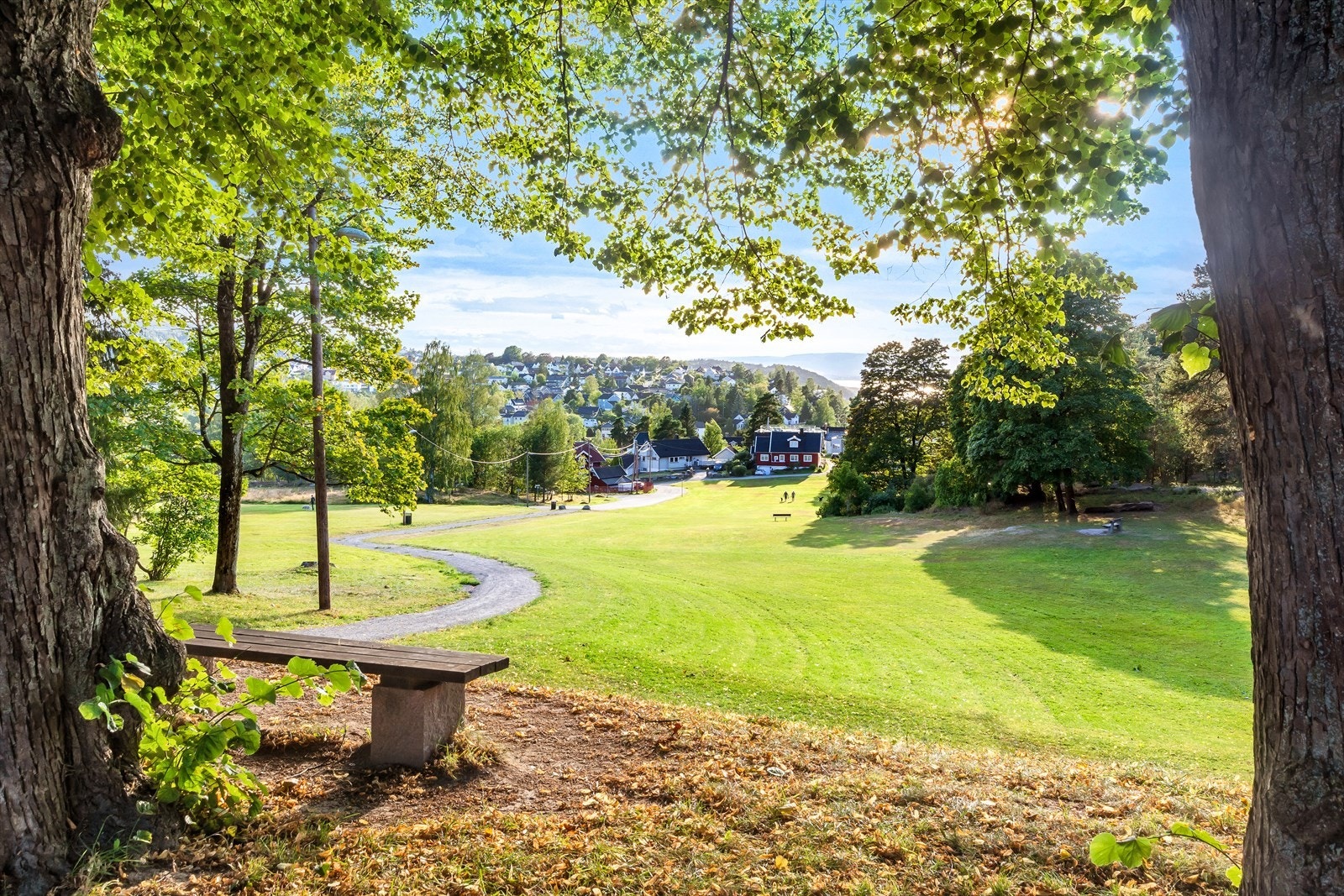 Nordre Skøyen park - et populært turområde for både store og små, med god plass til lek og avslapning. Galleribilde
