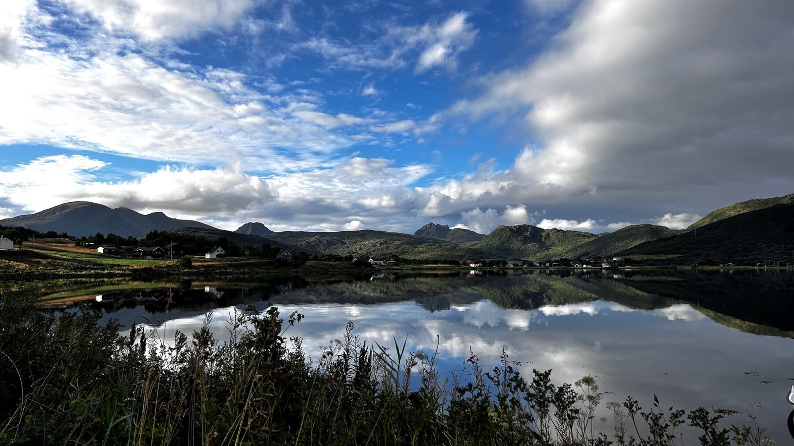 Bilde fra selger. Galleribilde