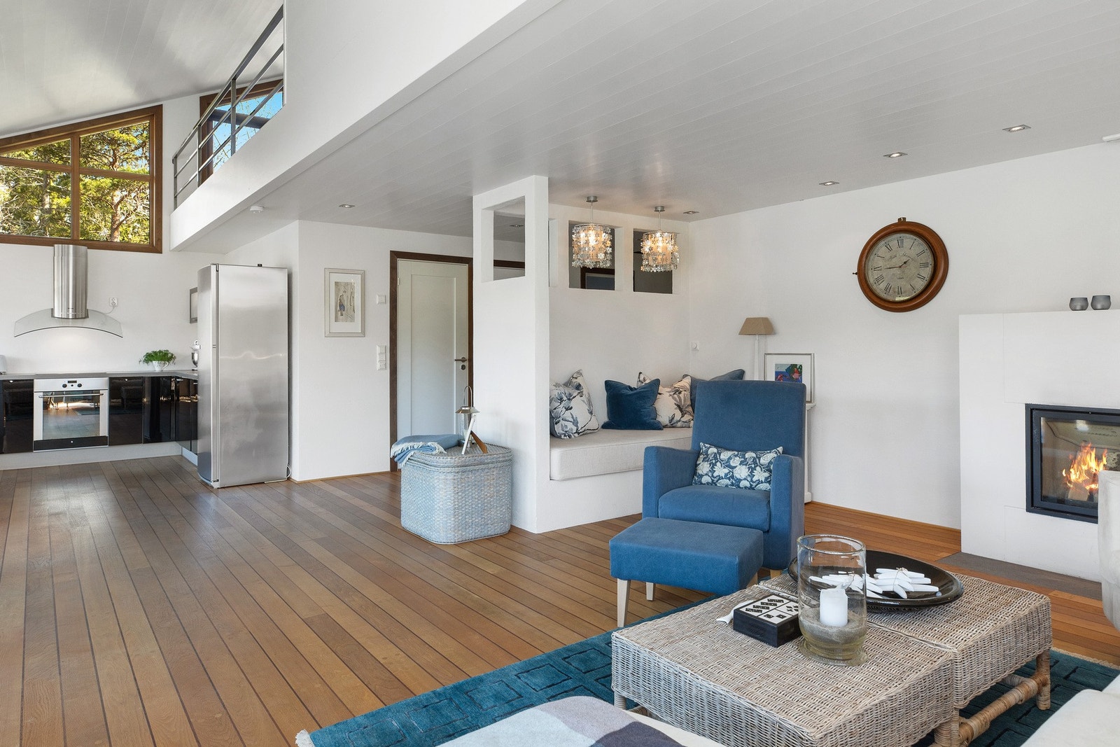 Gjennomgående stue med god romfølelse. Galleribilde