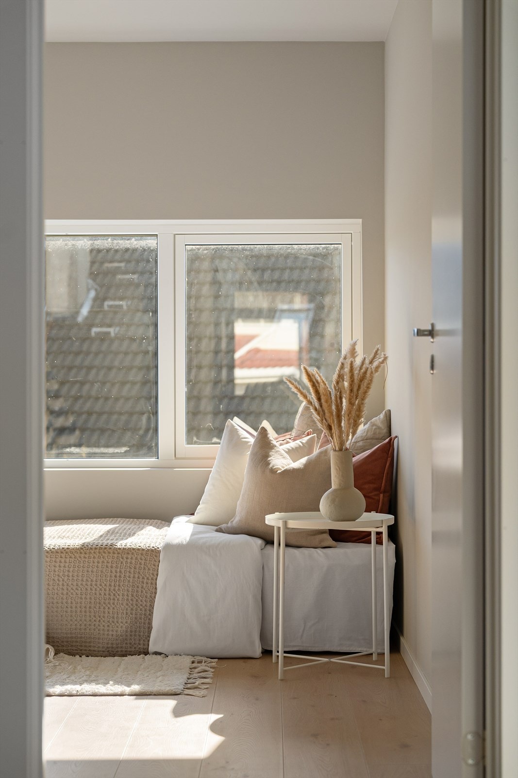 Soverommene egner seg godt som barnerom, gjesterom eller hjemmekontor - alt etter behov. Galleribilde