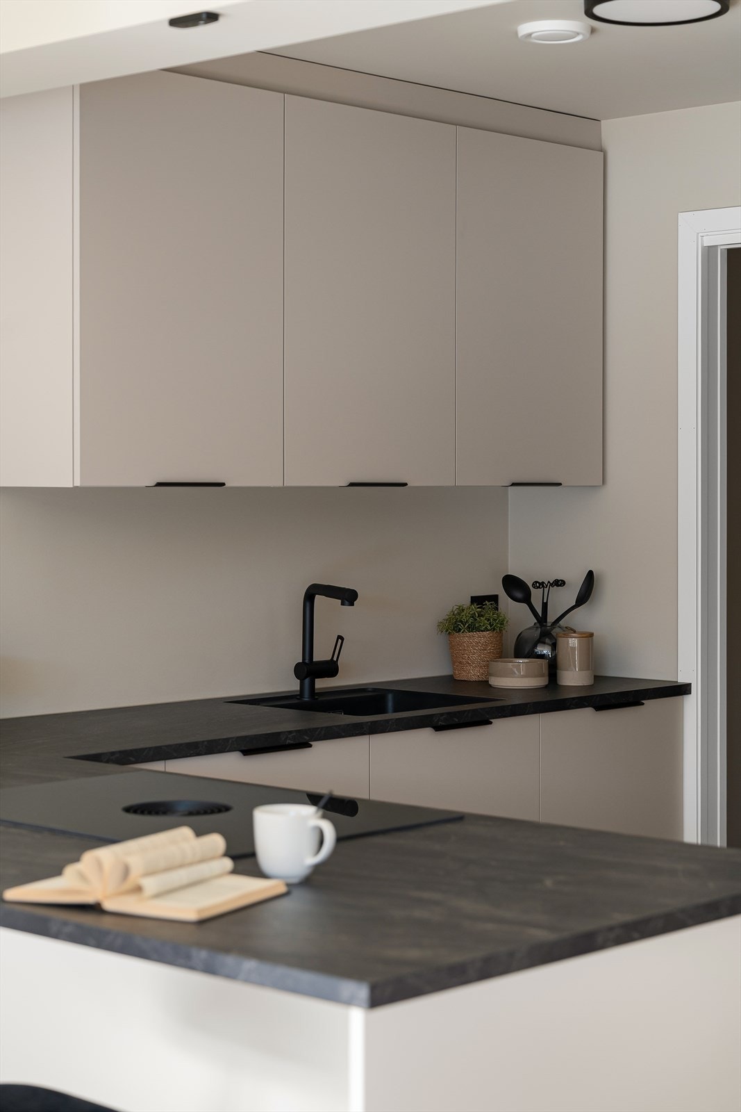 Kjøkkenet er fra Nettoline. Galleribilde