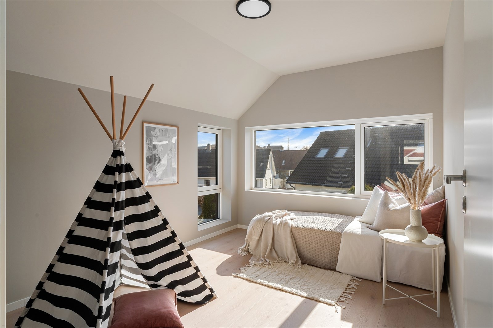 Boligen har totalt fire soverom. Galleribilde