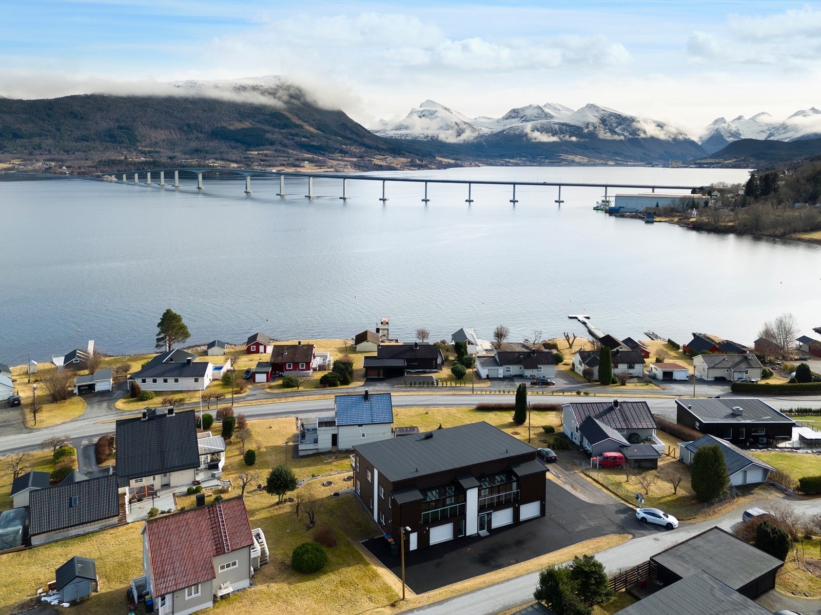 Dronebilde Galleribilde