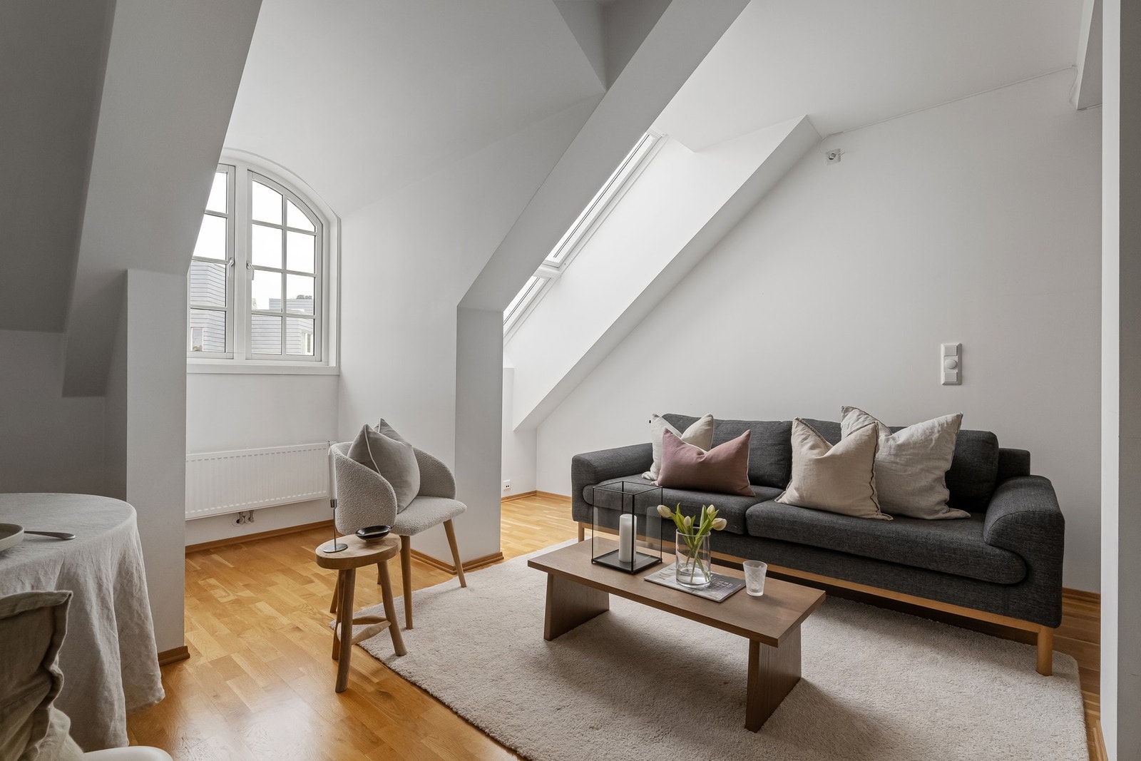 Nedre Banegate 3 presenteres av EIE eiendomsmegling v/ Torbjørn Lie - Eiendomsmegler MNEF/ Salgsleder/ Partner | Fotograf: Arve Gravdal. Galleribilde