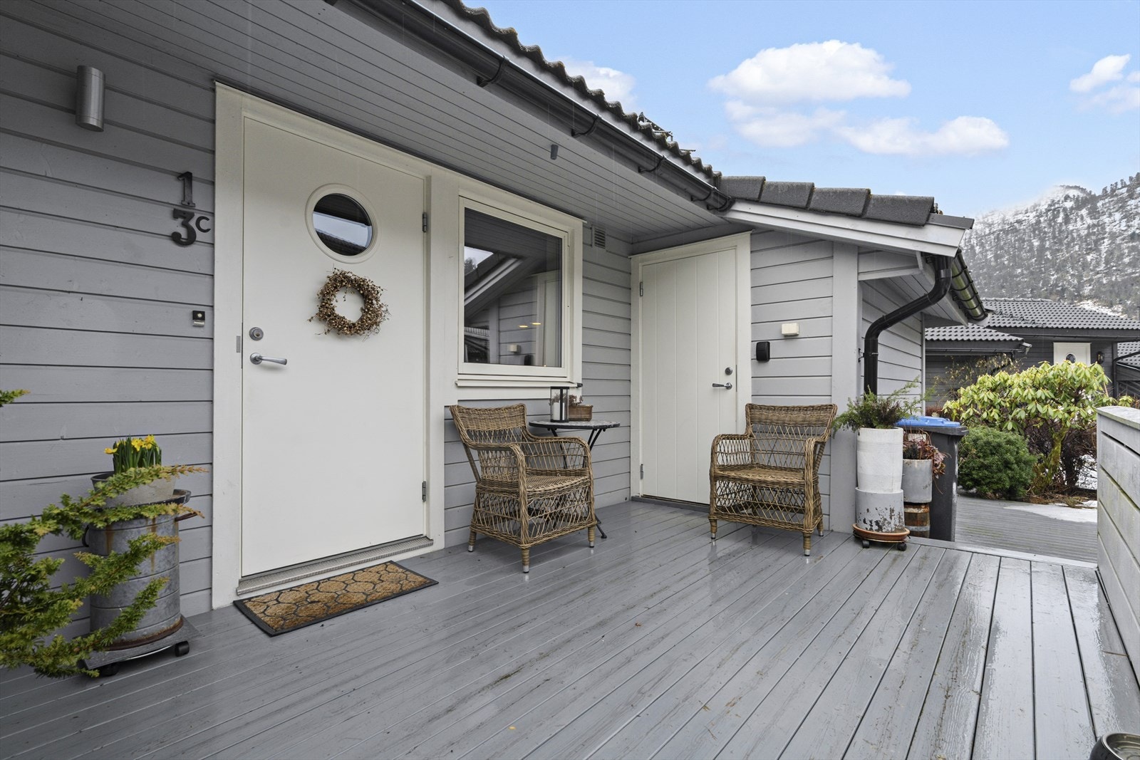 Flott enderekkehus i Midtlia BRL i Førde Galleribilde