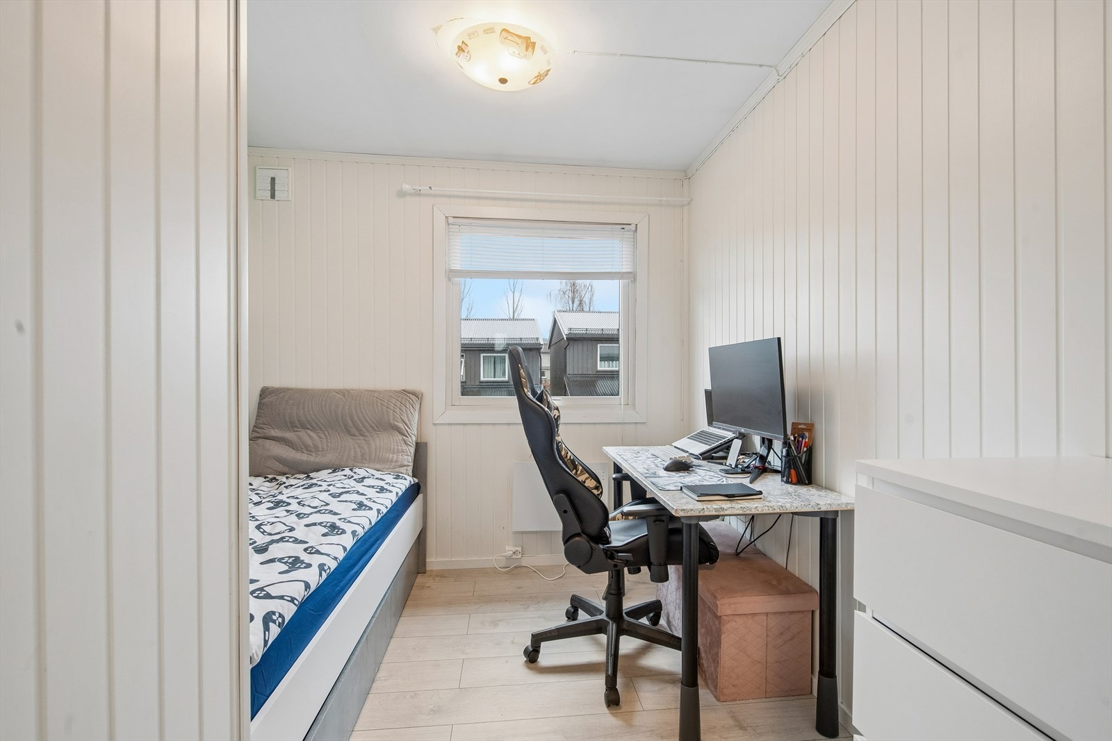 Det minste soverommet/kontor. Galleribilde