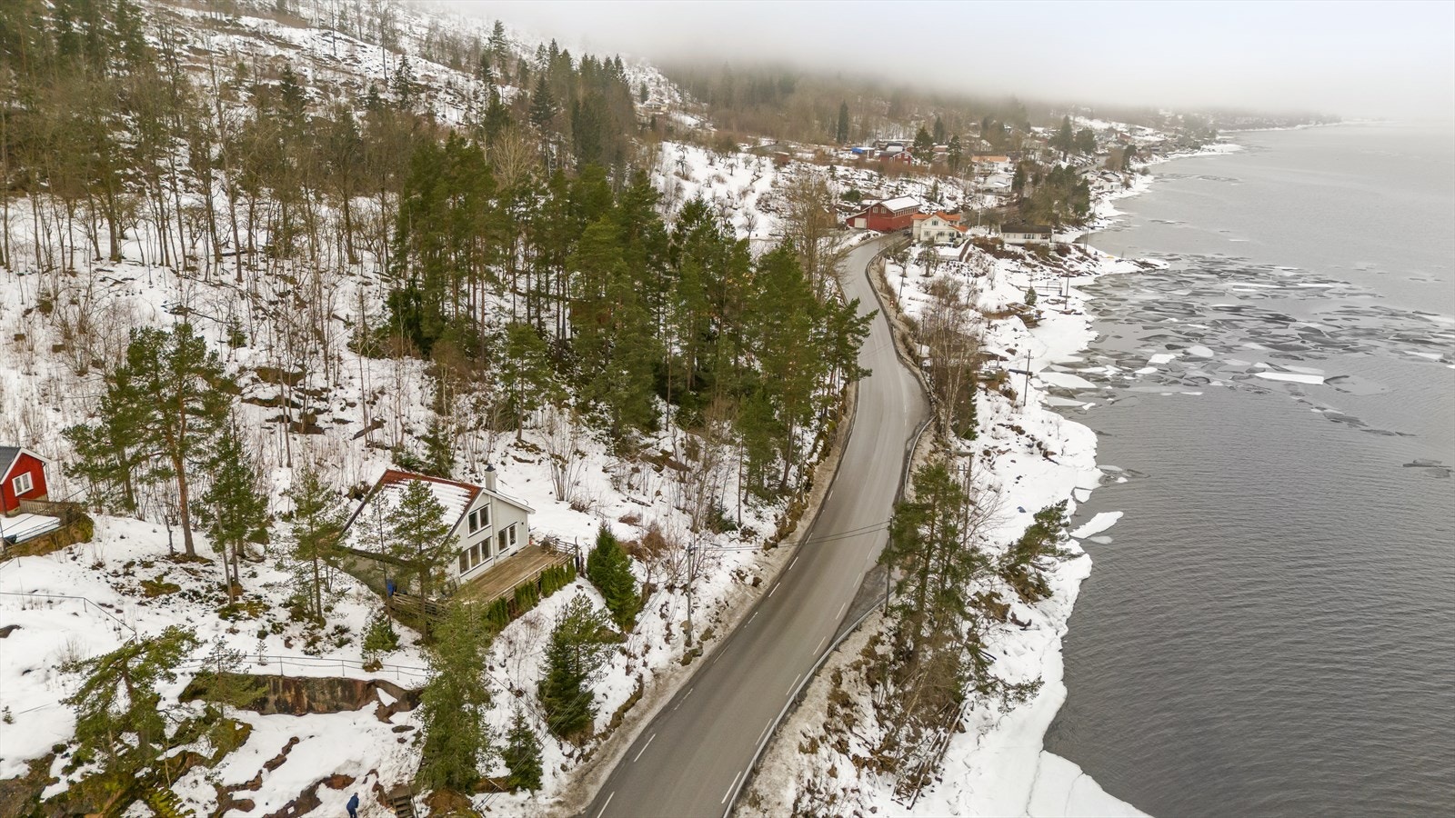 Til Drammen Sentrum tar det ca. 15 minutter med bil. Galleribilde