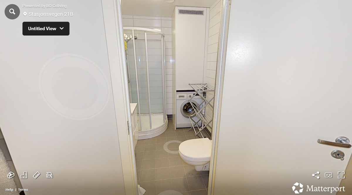 Badet er moderne og har nyere innredning Galleribilde