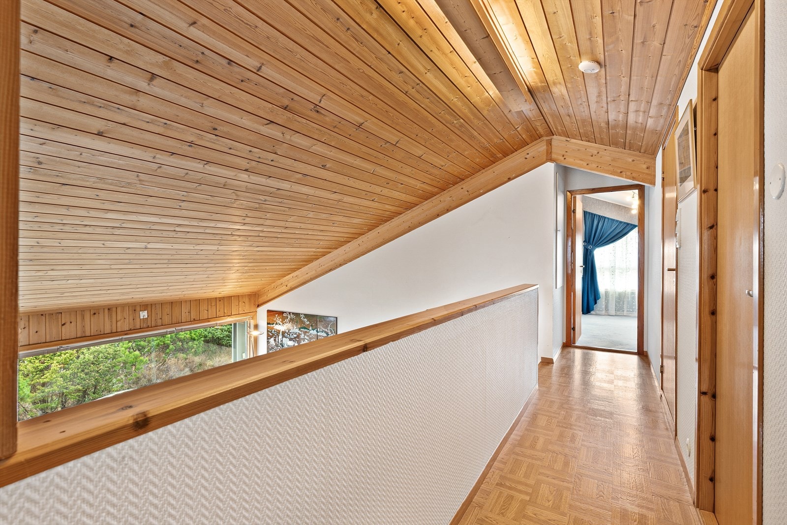 Gang i loftsetasjen Galleribilde