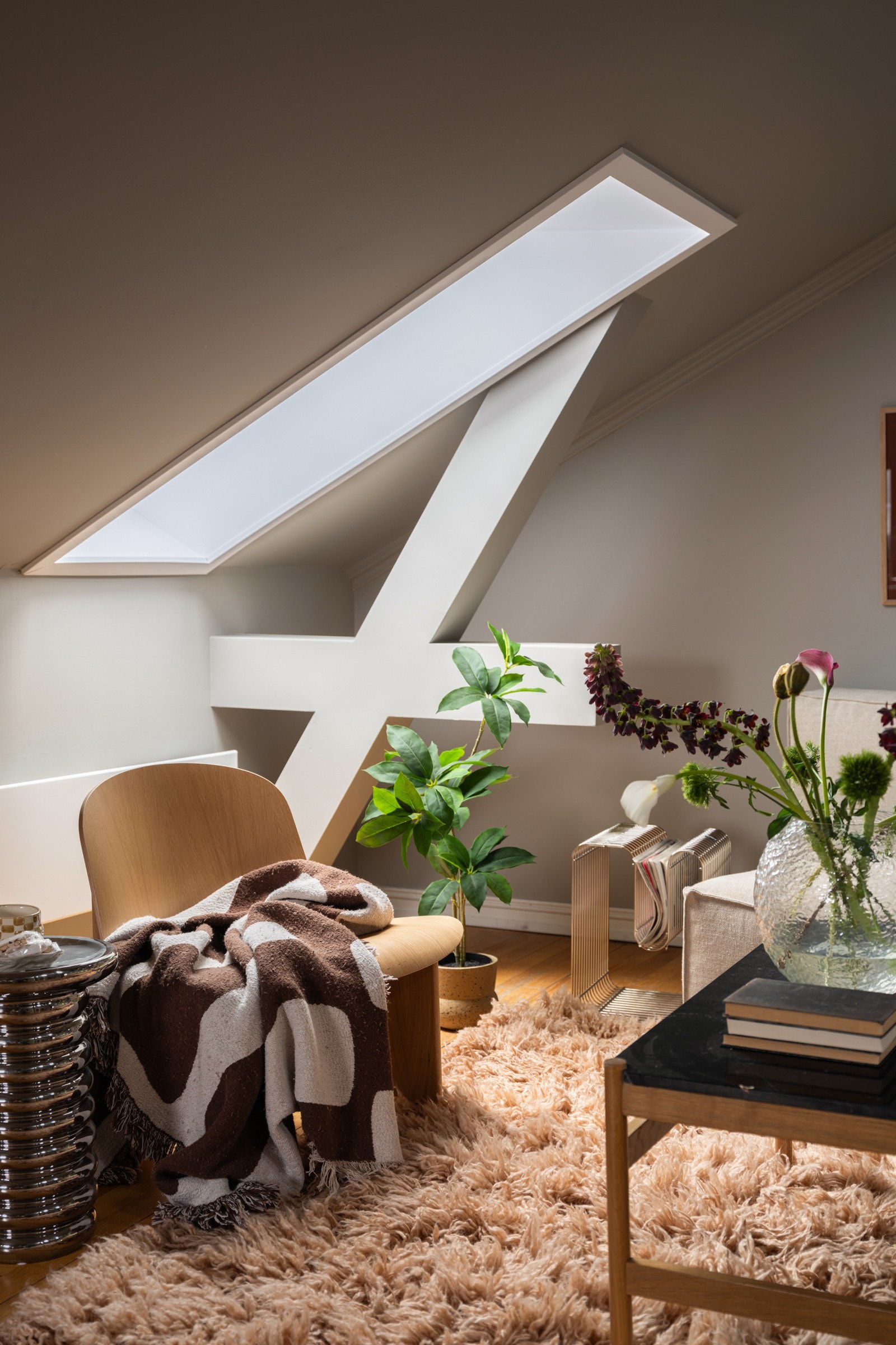 Det er nyere Velux vinduer med 2-lags isolerglass fra 2022. Galleribilde