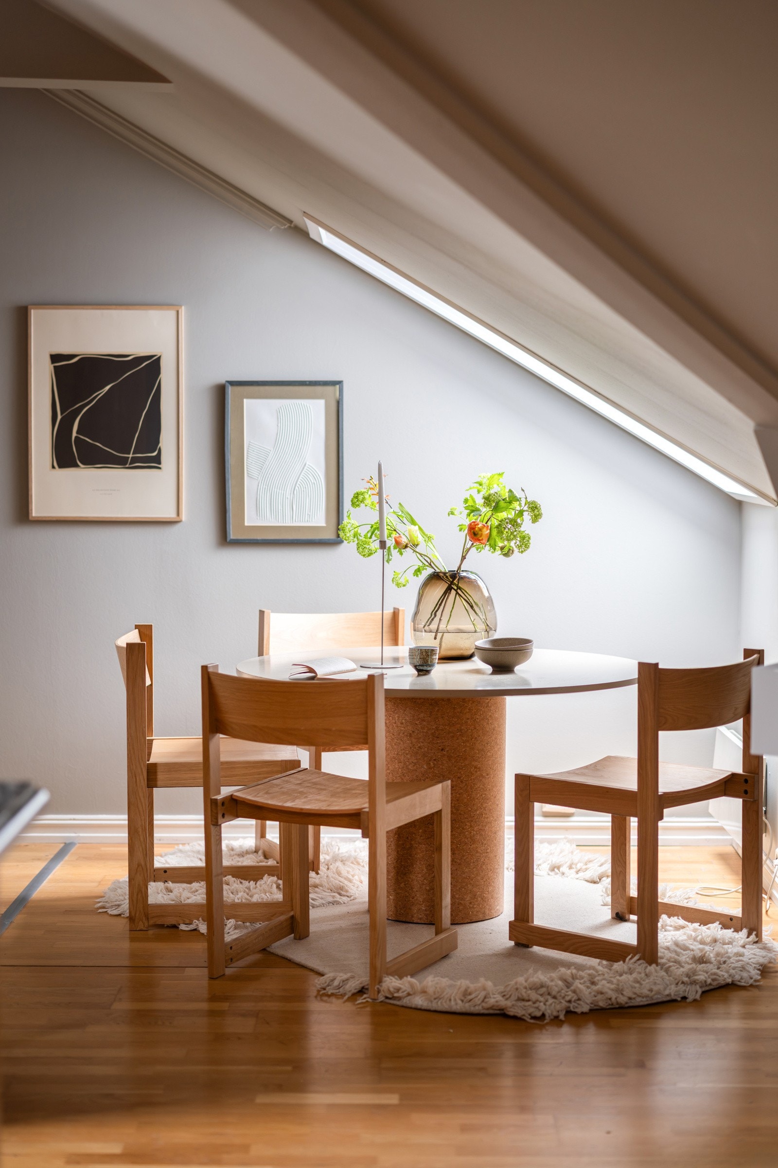 Her kan du enkelt invitere venner og familie på hyggelige selskap! Galleribilde