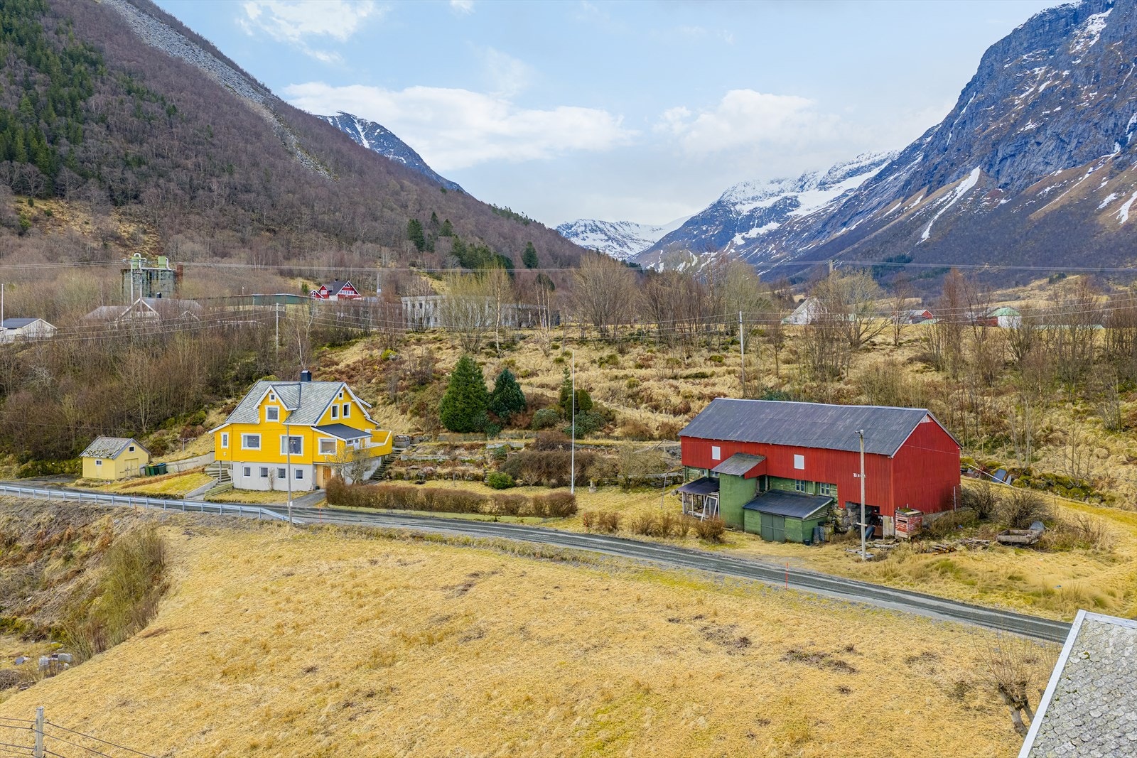 Velkommen til Nørevartdal 30 v/ Ludvig Sandström, Notar (Foto Blåtind fotografikk) Galleribilde