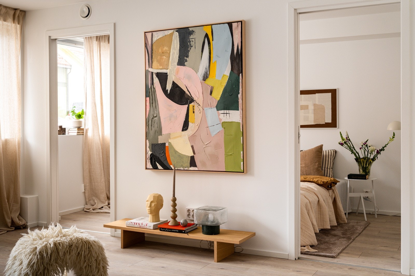 Naturlig plass til mediemøblement med tv. Galleribilde