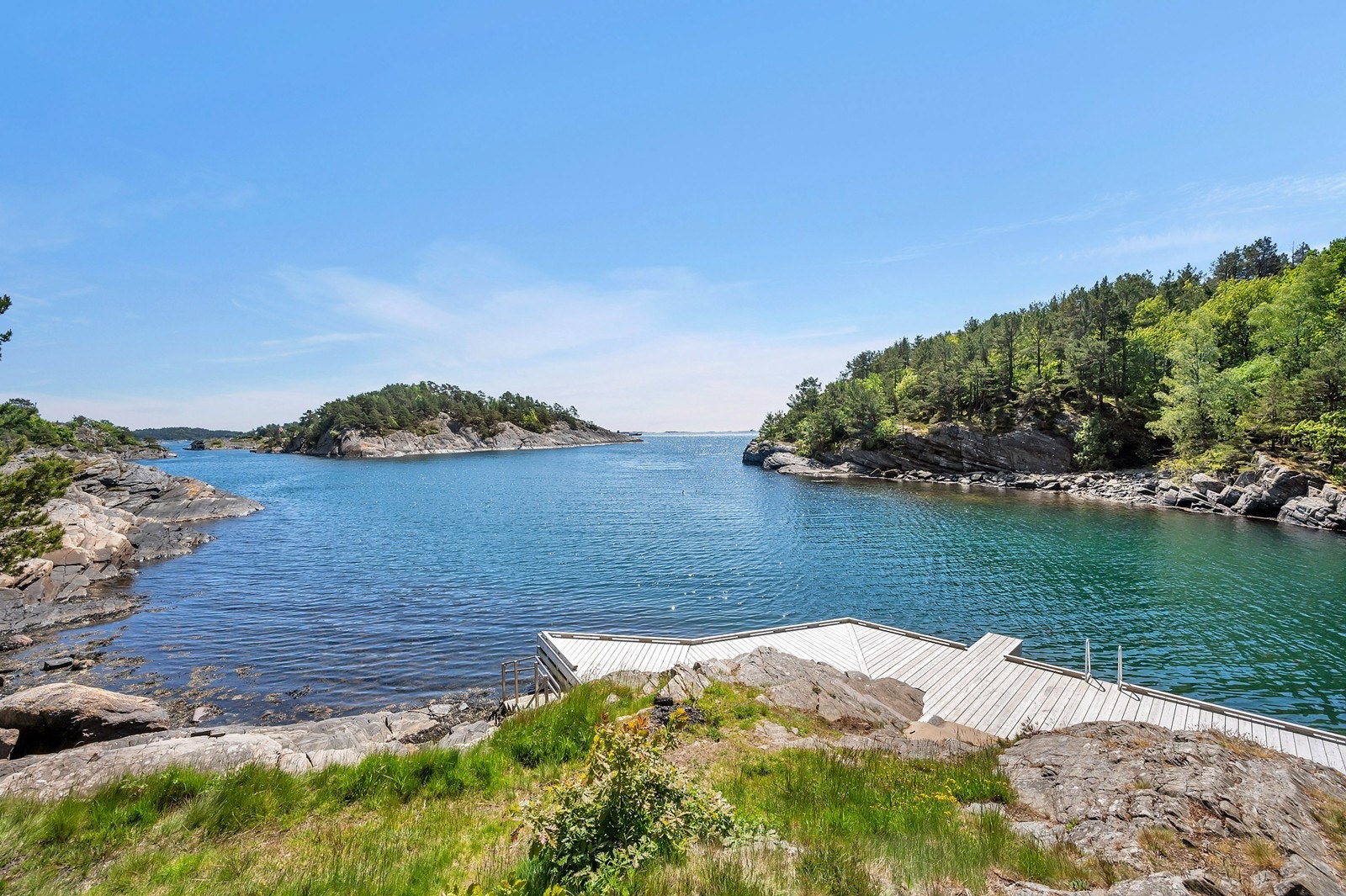 "Like utenfor døra" finner du nydelige badeplasser og friområder - dette er sommeridyll Galleribilde