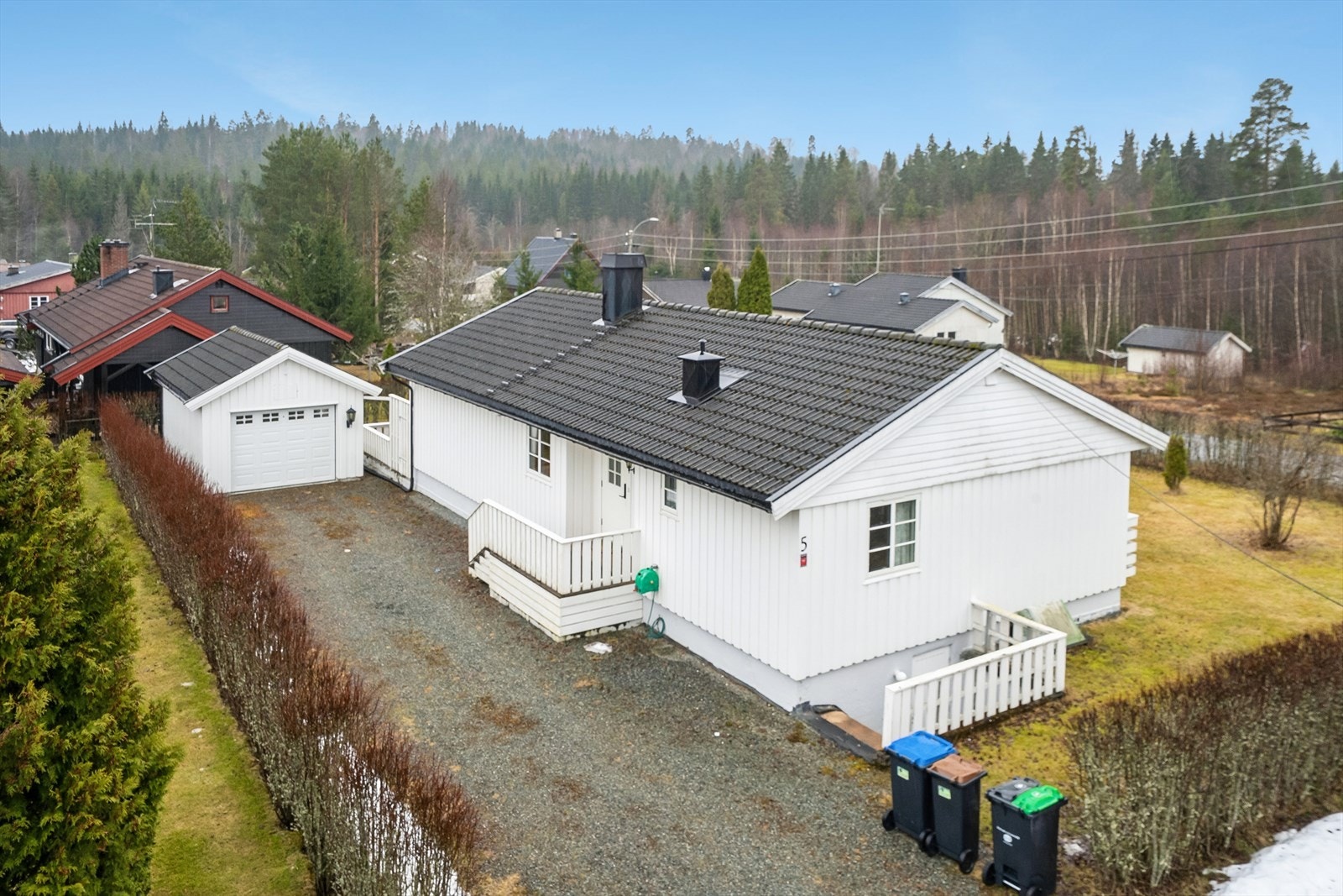Enebolig på Vilsbergfeltet - et barnevennlig boligområde i utkanten av Magnor Galleribilde