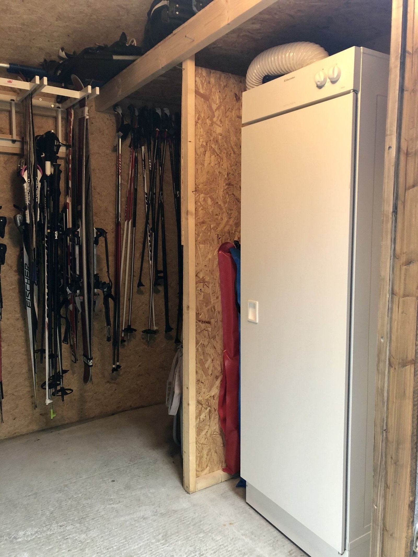 I dag står det et tørkeskap i boden Galleribilde