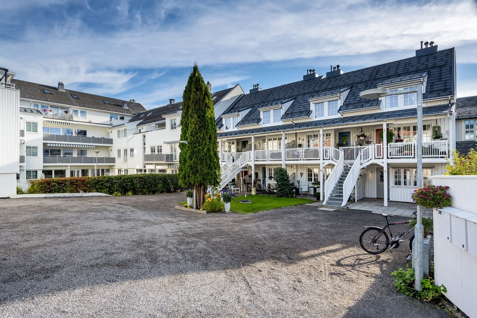 Skolegata 3 uteområder. Galleribilde