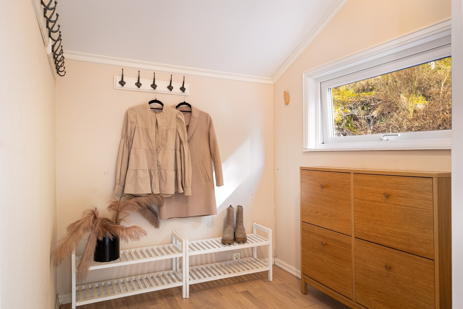 Omkledningsrom/bod på 5 kvm Galleribilde