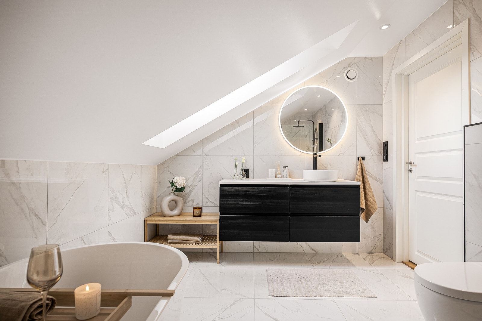 Her er det varmekabler i gulvet for ekstra komfort. Galleribilde