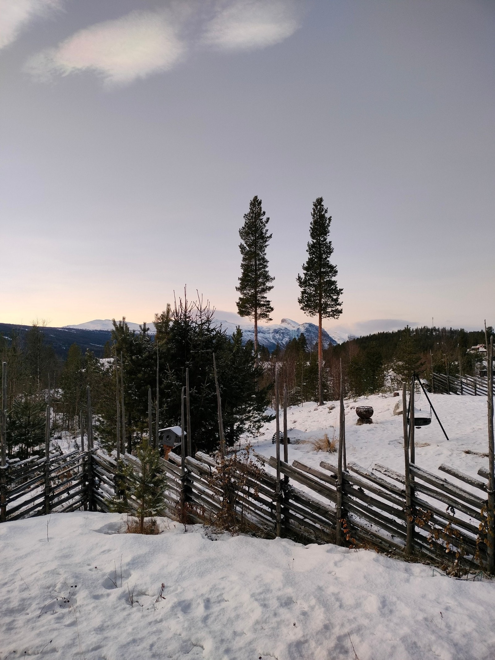 Utsikt mot vest; Storehorn og Hydnefossen Galleribilde