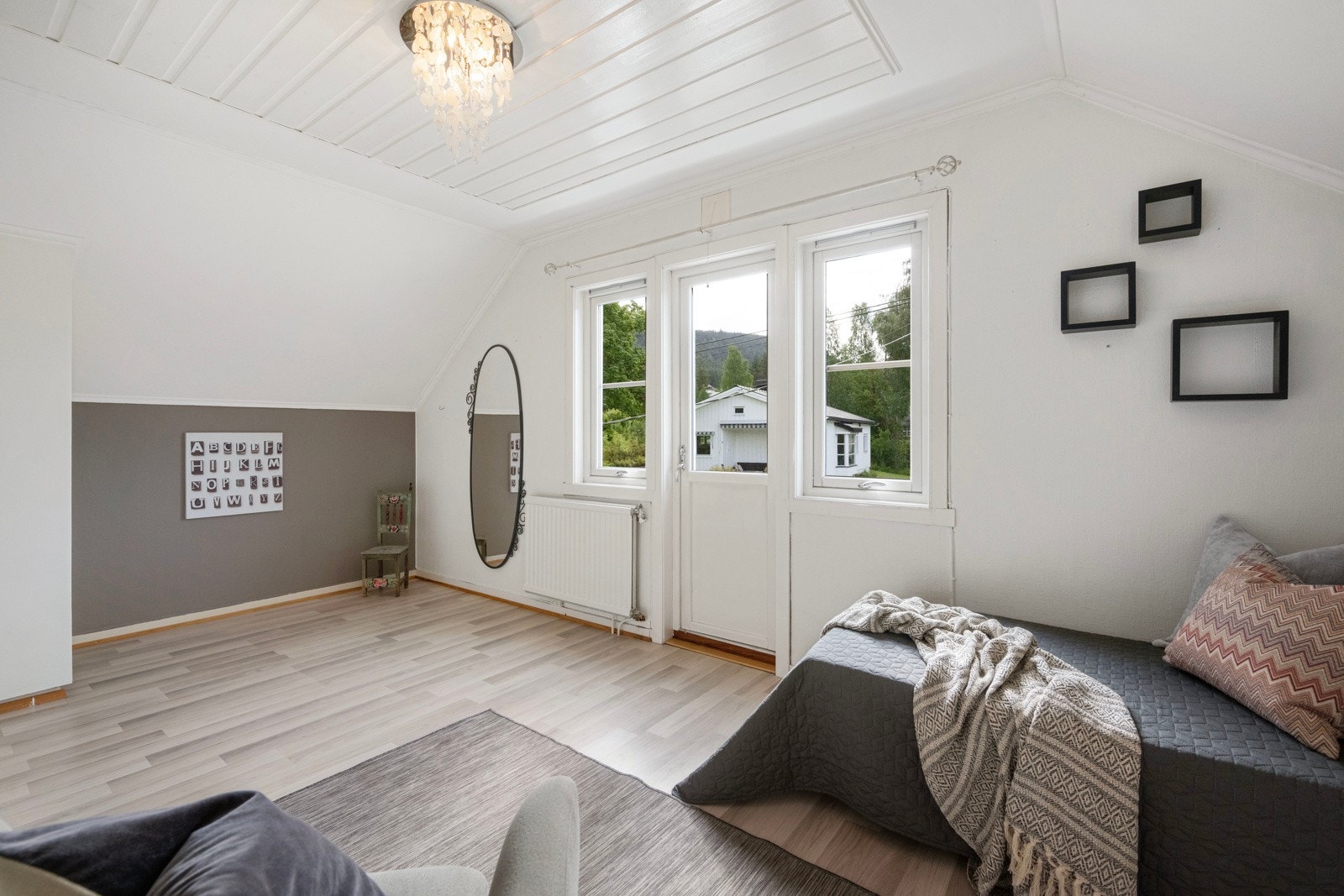 Soverom III i loftsetasje Galleribilde