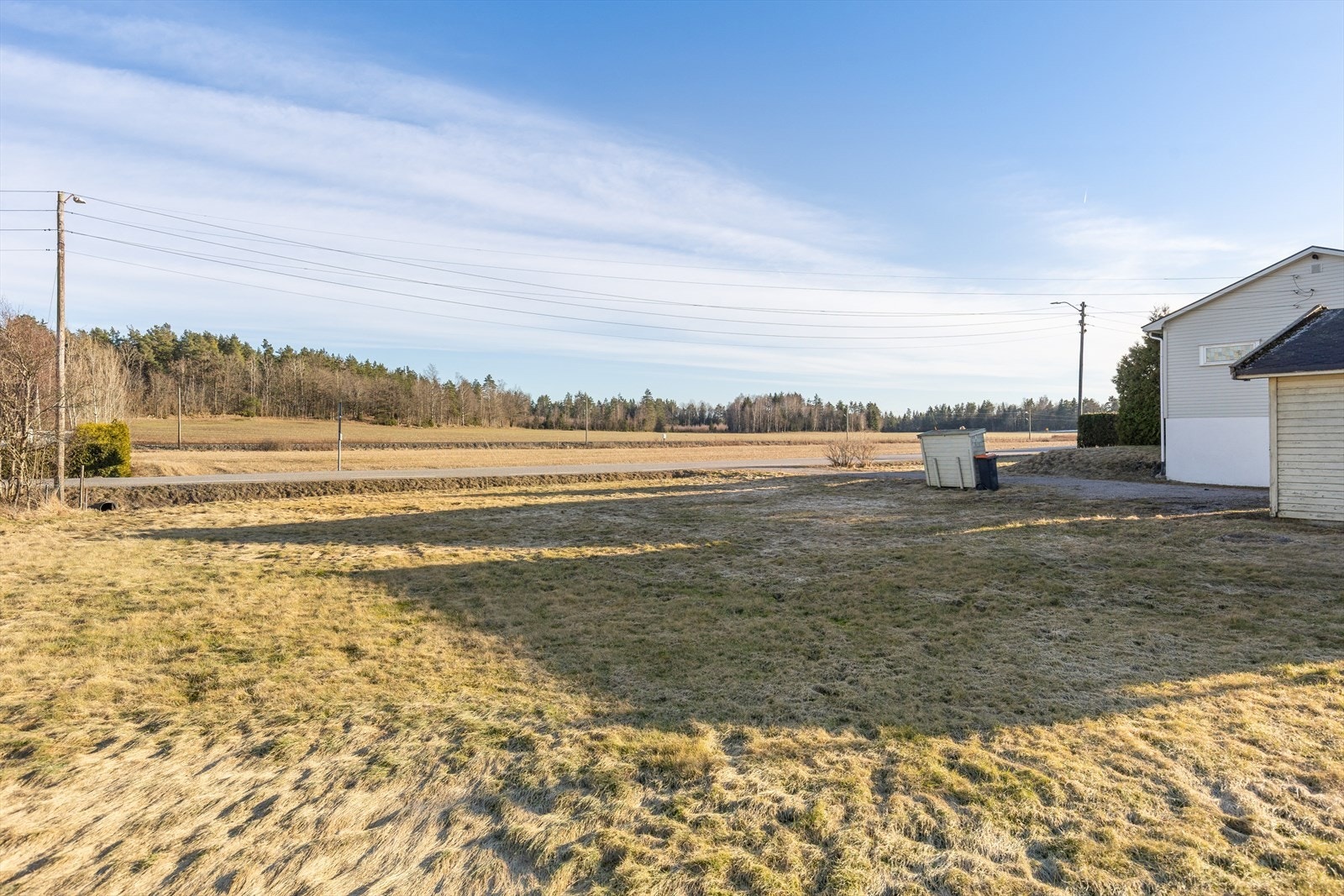 Her bor du landlig, men med god tilknytning til det meste. Galleribilde