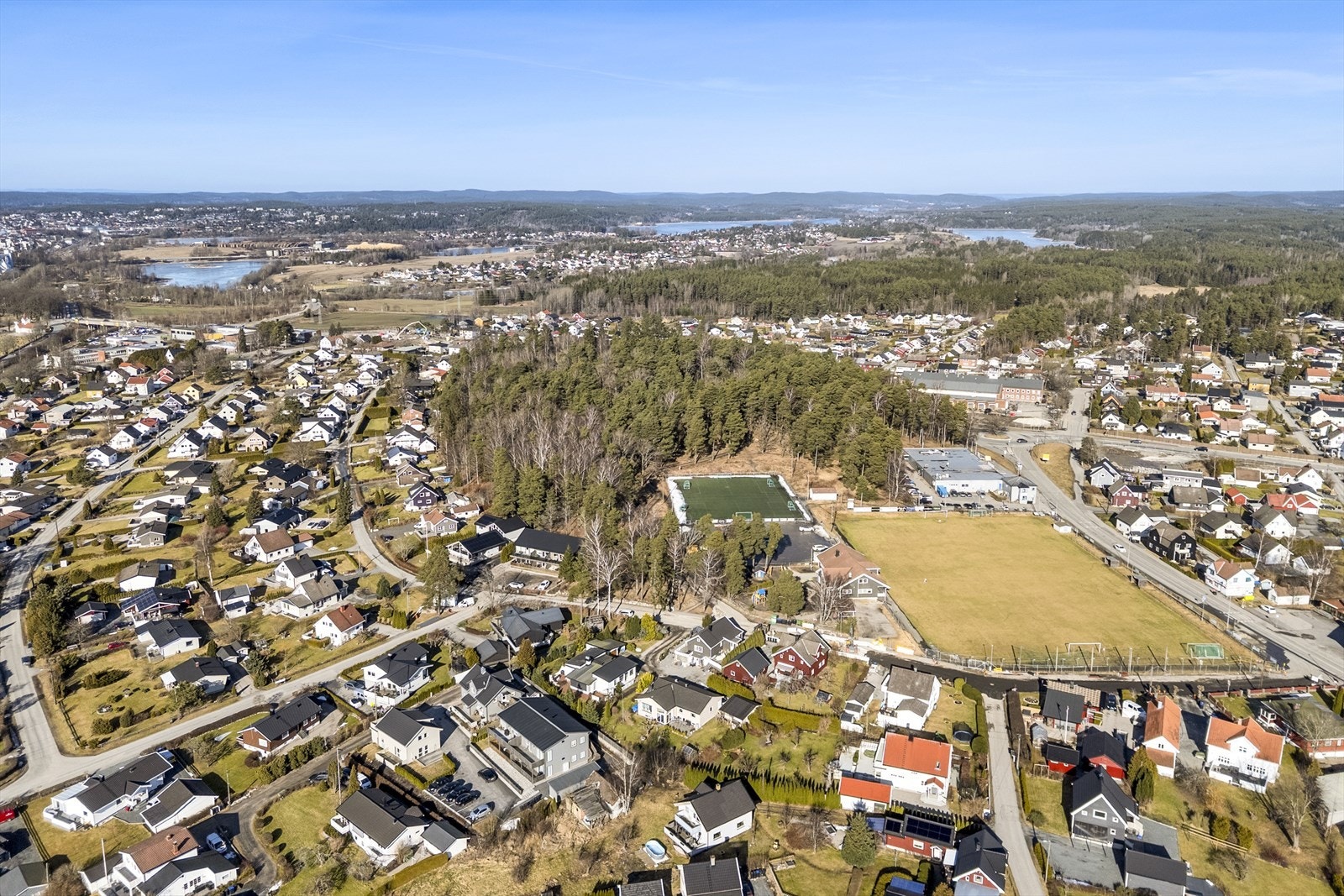 Dronefoto over Borgen Galleribilde