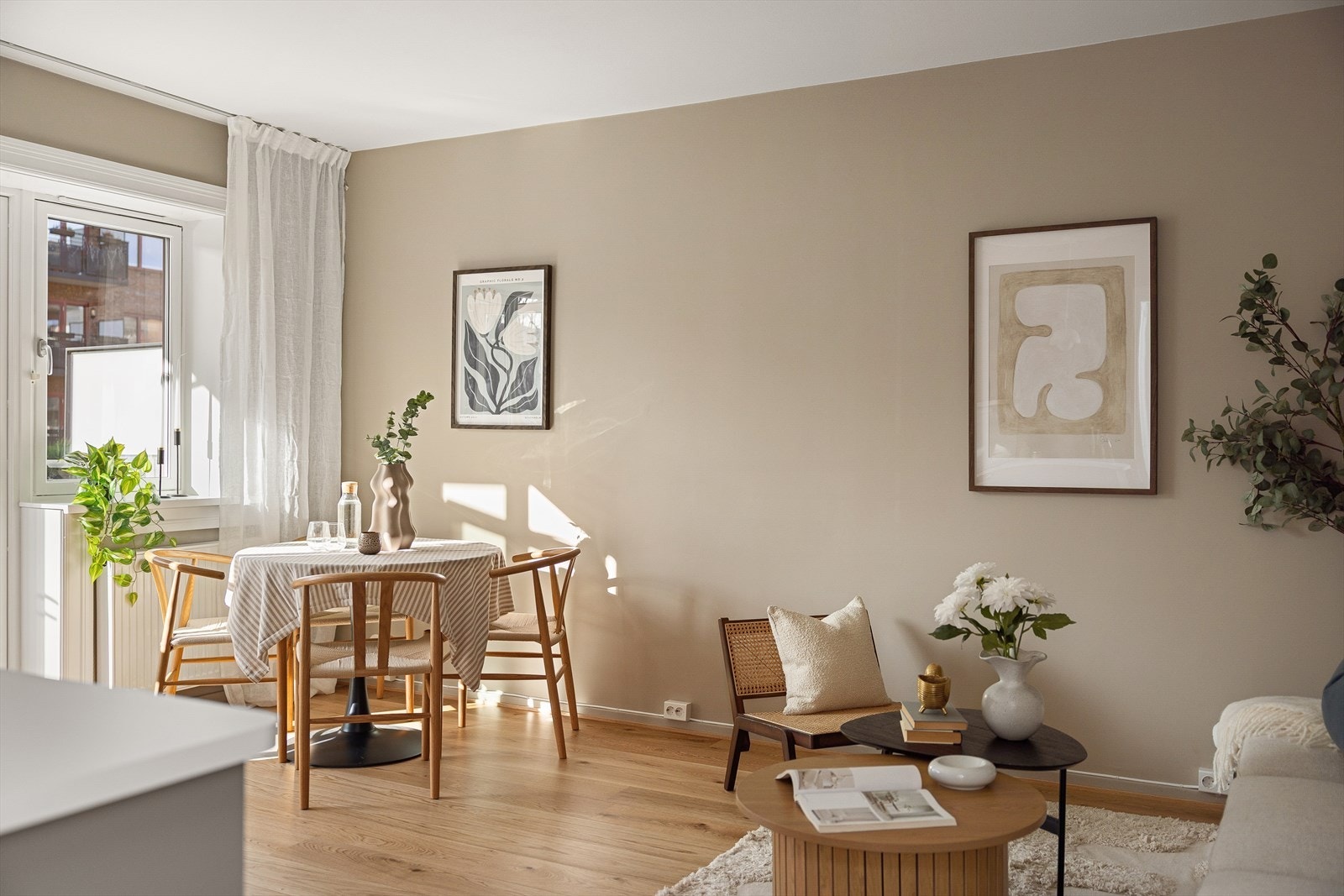 I 2026 ble det også lagt nytt parkettgulv som gir et moderne og helhetlig uttrykk Galleribilde