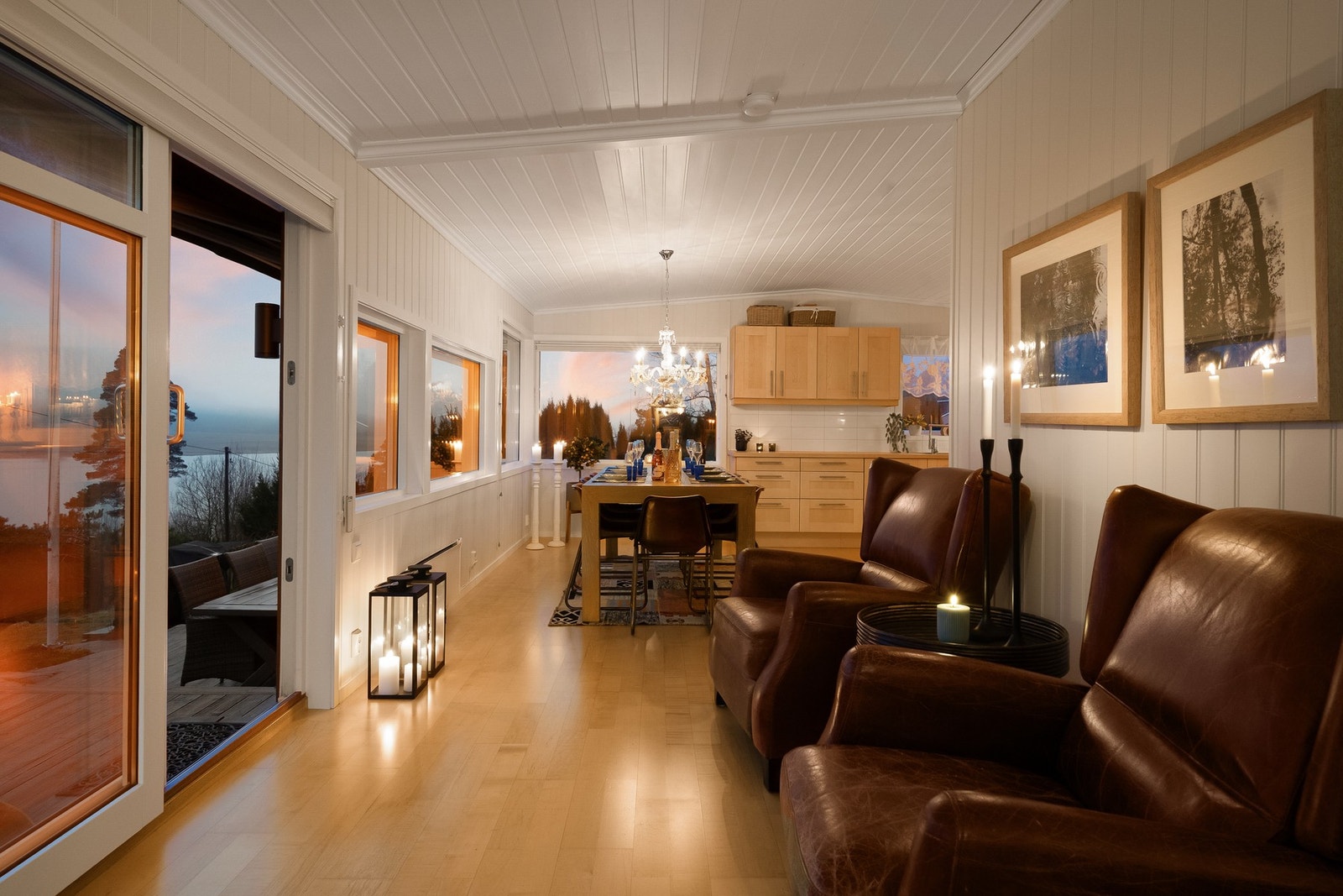 Skyvedør ut til uteplasser Galleribilde