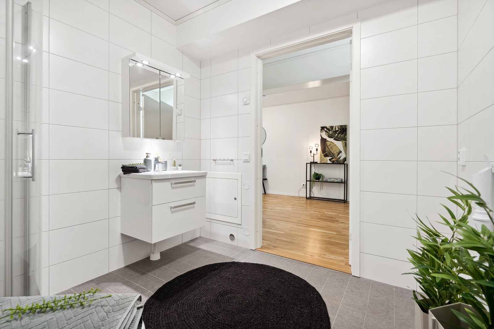 Leiligheten er utstyrt med balansert ventilasjon som sikrer et sunt og godt inneklima. Galleribilde