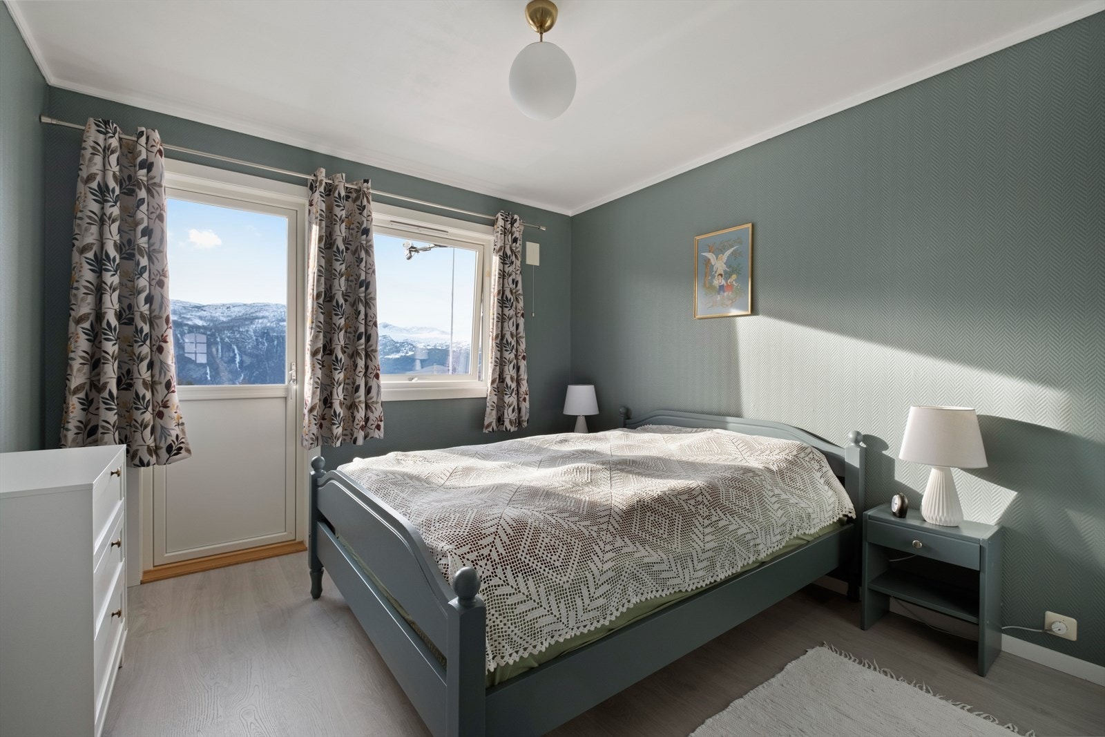 Hovedsoverom | Utgang til veranda Galleribilde