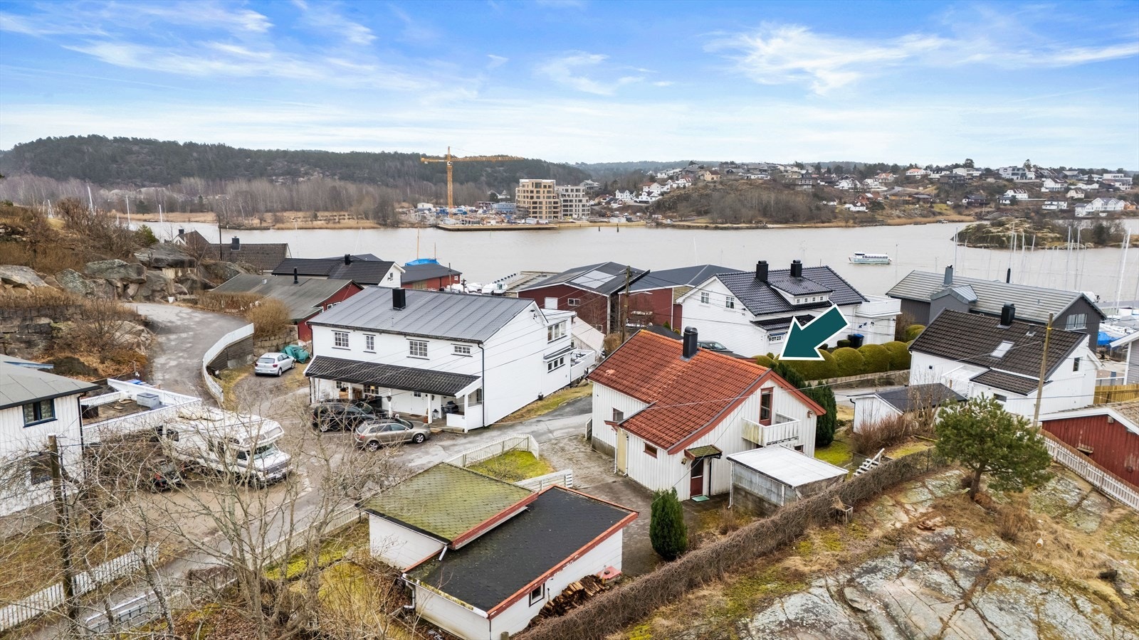 Lars Håkon Jørgensen (473 40 616) v/ DNB Eiendom ønsker deg velkommen til Haugetangveien 27! Galleribilde